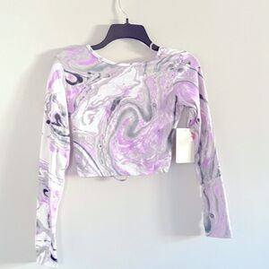 Free Kisses Long Sleeve crop top,’long sleeve shirt size S